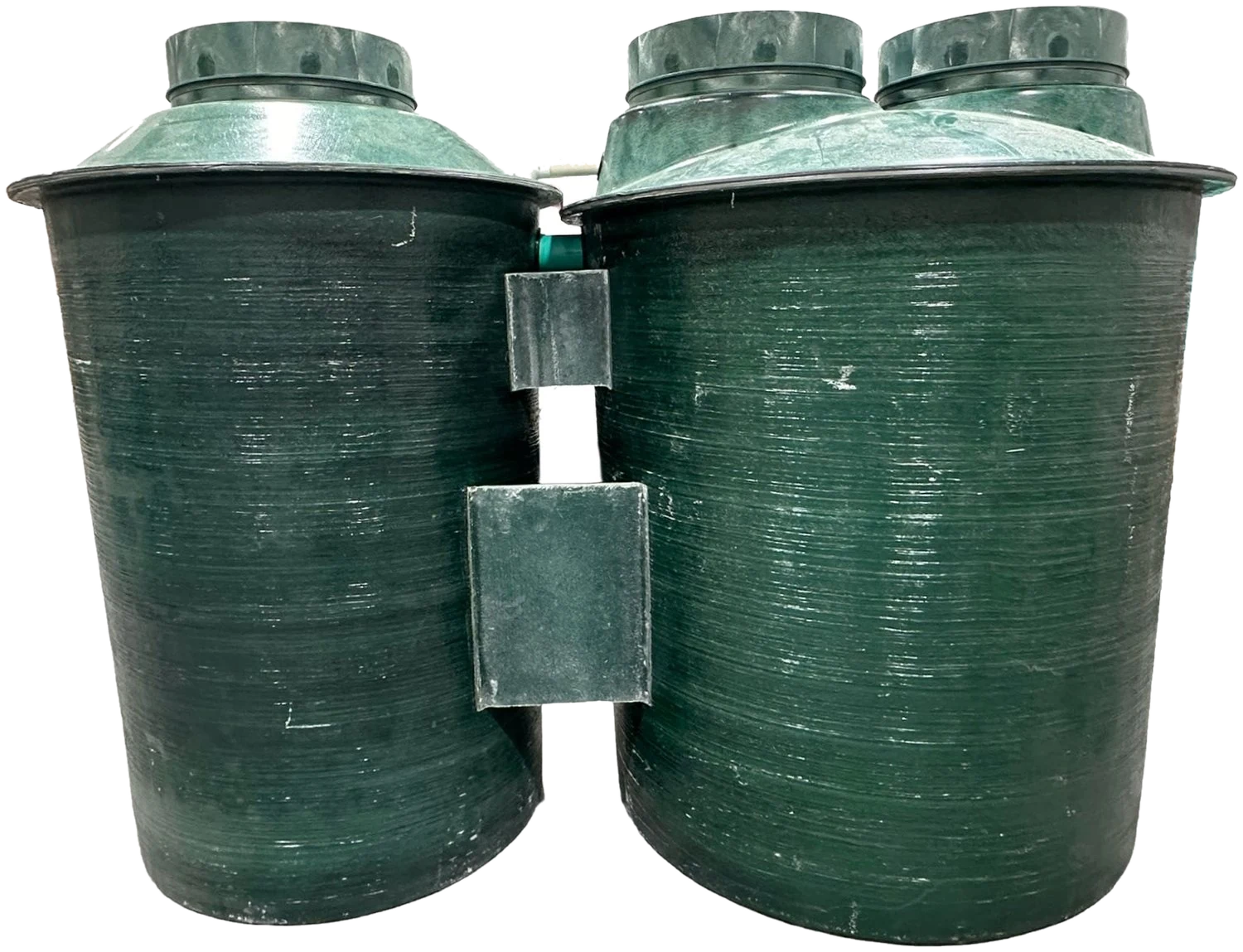 Two tanks bonded and panelled together as a single AN500 unit